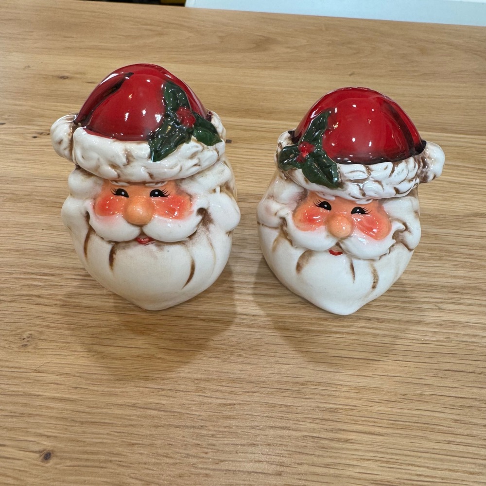 Transpac Ceramic Santa Claus‎ Salt and Pepper Shakers Holiday Christmas Set